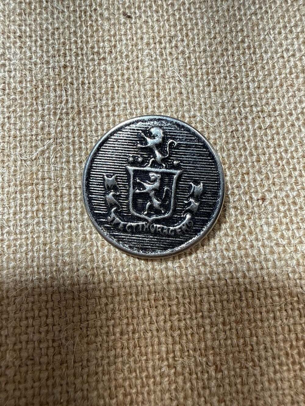 Vintage Lion Shield Military Uniform 1" Button Spectemur Agendo Coat of Arms